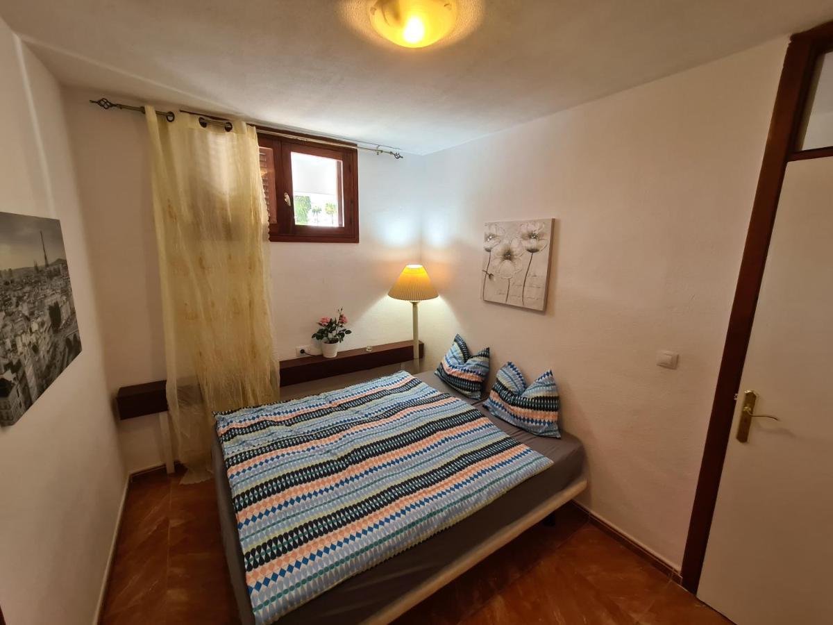 Vida Loca Only 190 Meters To The Sea, Balcony, Sea View, Pool, Wifi Playa Fanabe Exterior photo