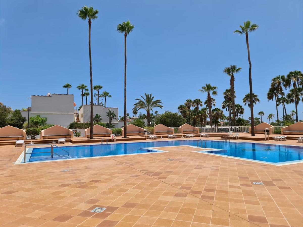 Vida Loca Only 190 Meters To The Sea, Balcony, Sea View, Pool, Wifi Playa Fanabe Exterior photo