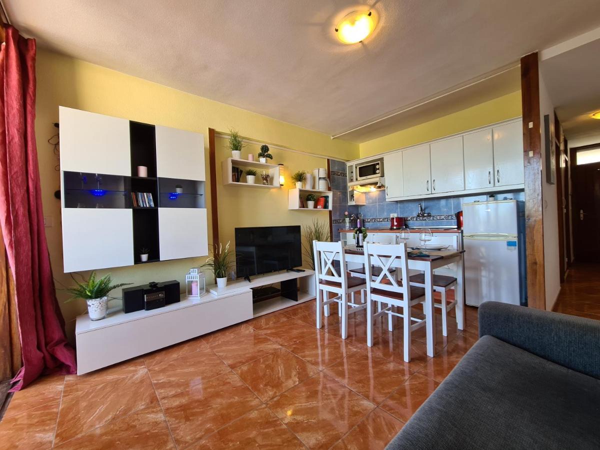 Vida Loca Only 190 Meters To The Sea, Balcony, Sea View, Pool, Wifi Playa Fanabe Exterior photo